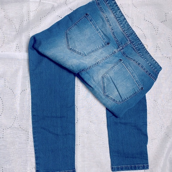 Free People highwaist PullOn Stretchy Skinny Jeans - Picture 5 of 11